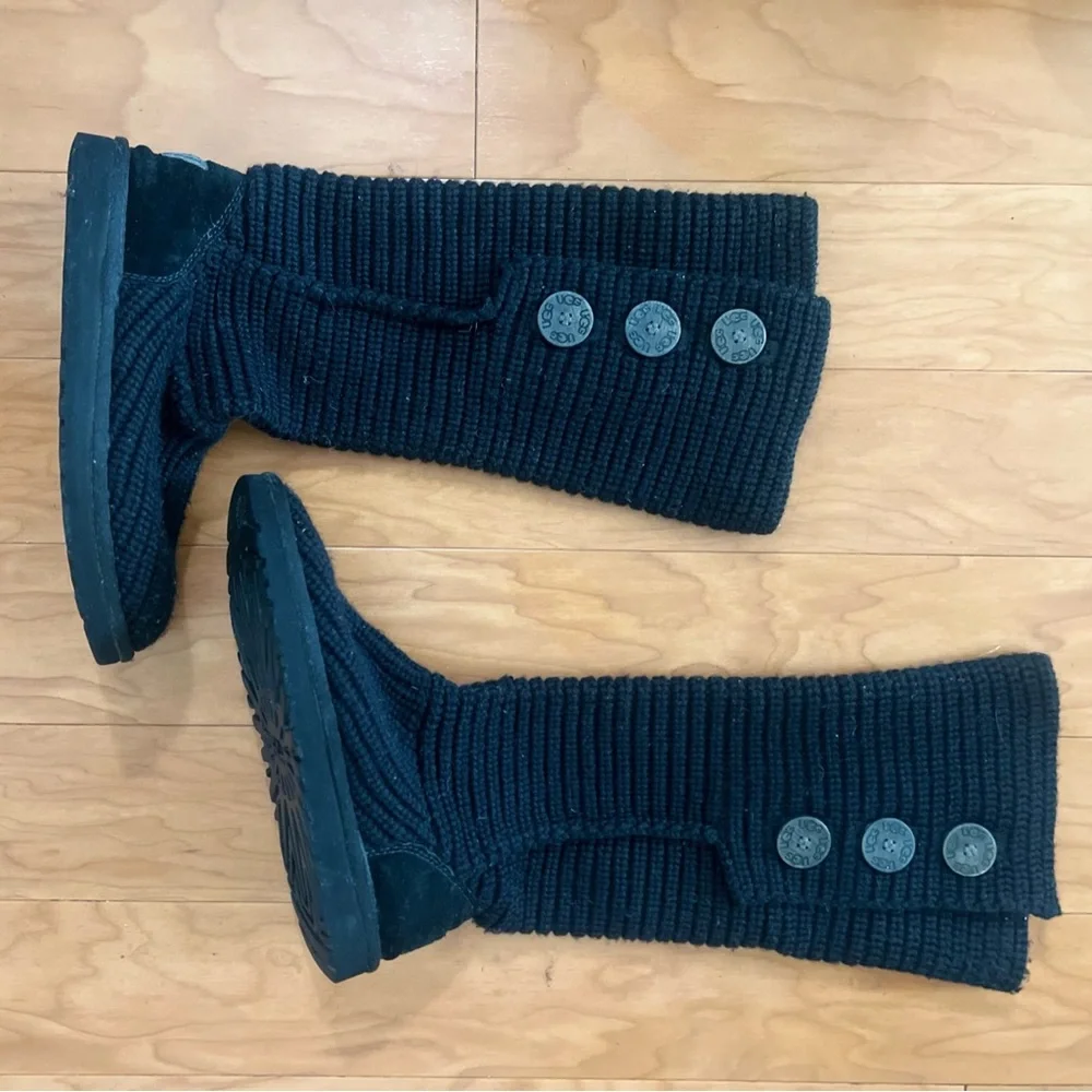 Ugh Classic Cardy Boot Black Size 7 - Picture 1 of 3
